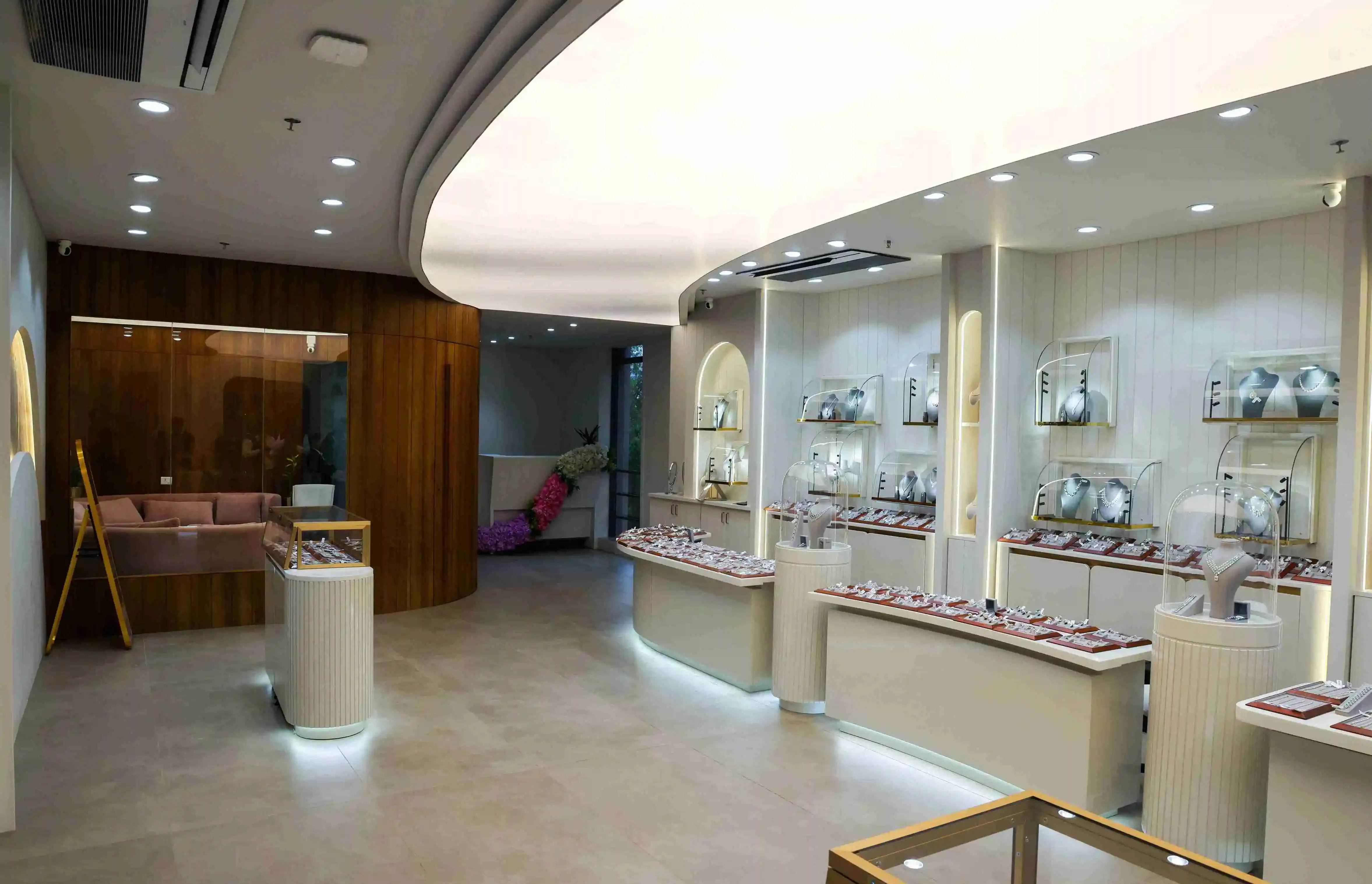 Incepta Jewels Ahmedabad showroom
